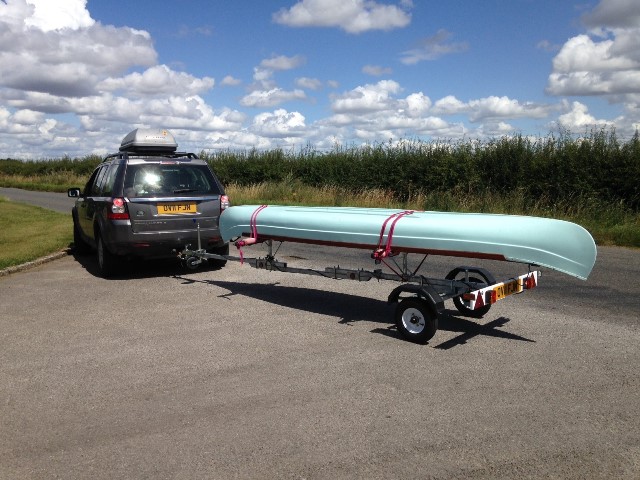 Canoe trailer single